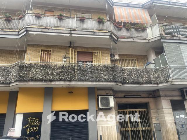 Appartamento in vendita a Arzano, Campania