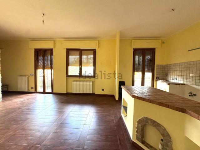 Appartamento in vendita a Colle Biadaro, Roma Capitale
