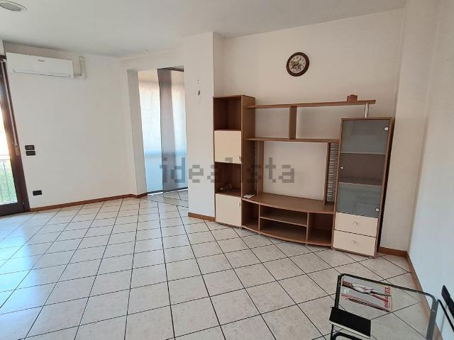 Appartamento in vendita a Sant'Erminio, Cenerente