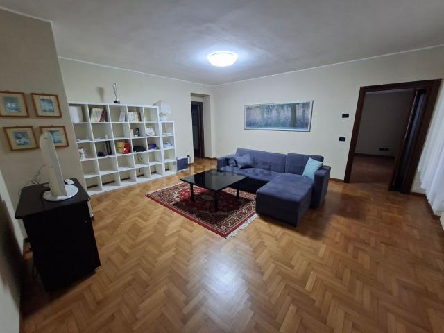 Appartamento in vendita a Romano Di Lombardia, Lombardia