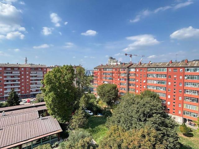 Appartamento in vendita a Municipio 8 di Milano, Milano