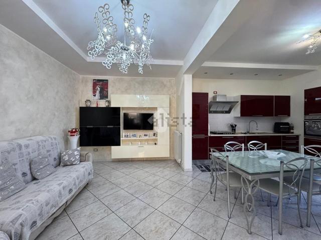 Appartamento in vendita a Santa Maria La Carità, Campania