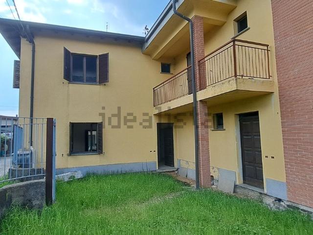 Appartamento in vendita a Appiano Gentile, Como