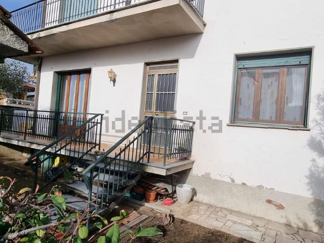 Appartamento in vendita a Massa e Cozzile, Toscana