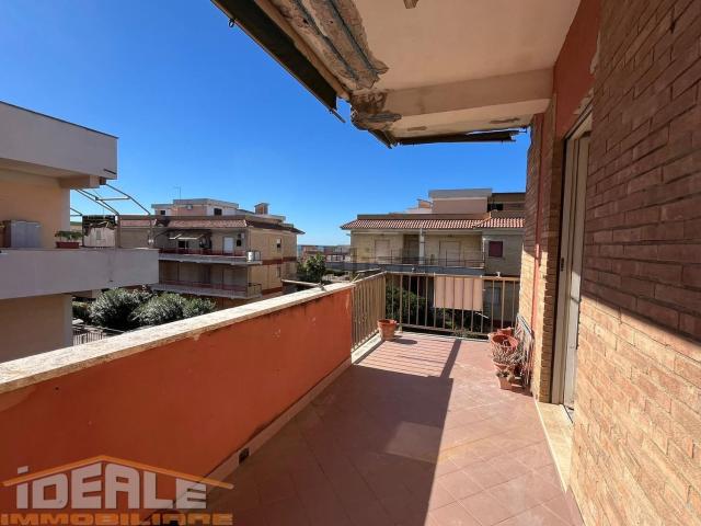 Appartamento in vendita a Centro Regina, Ardea