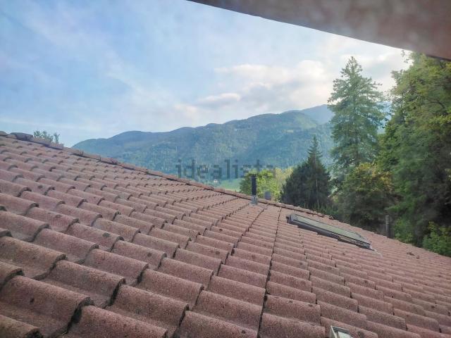 Appartamento in vendita a Clusone, Lombardia