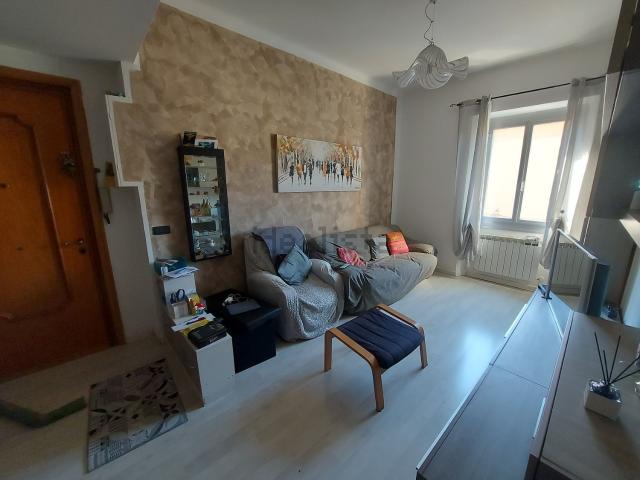 Appartamento in vendita a Val Polcevera, Serra Riccò