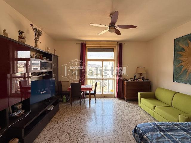 Appartamento in vendita a Casetta, Como