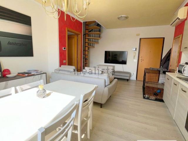 Appartamento in vendita a Centro, Montebelluna