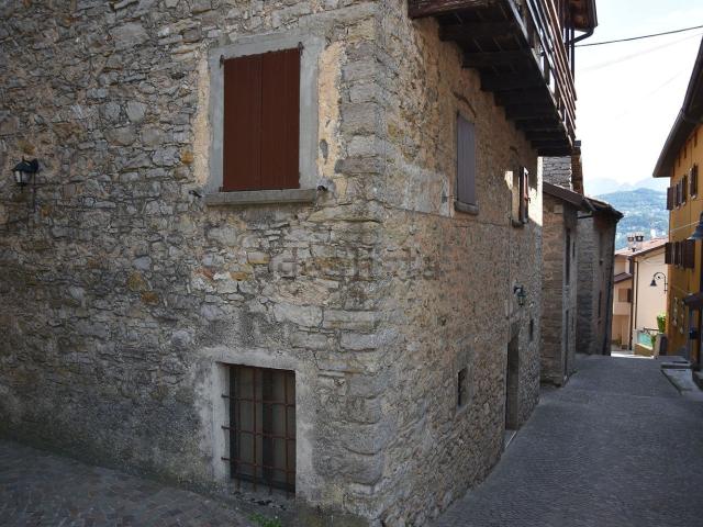 Appartamento in vendita a Bedulita, Lombardia
