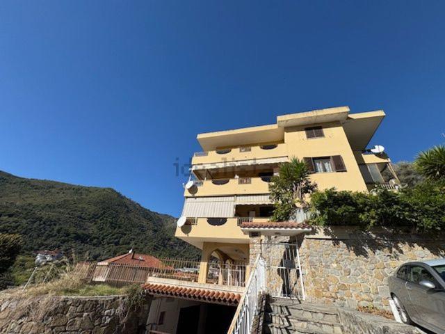 Attico in vendita a Ventimiglia, Liguria