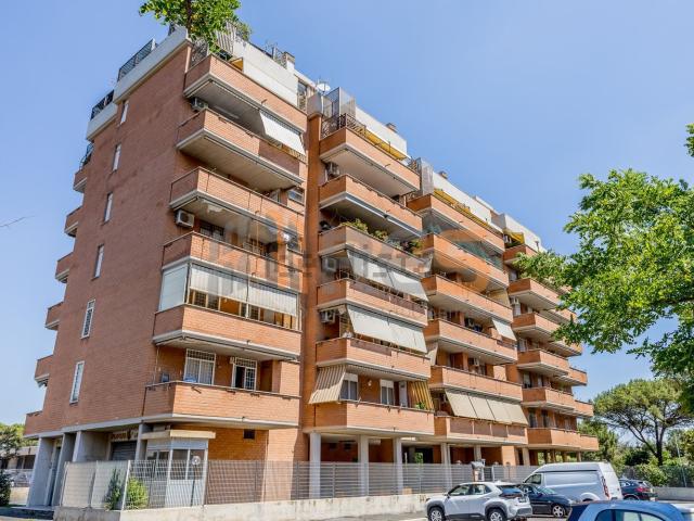 Appartamento in vendita a Osteria del Curato, Roma Capitale