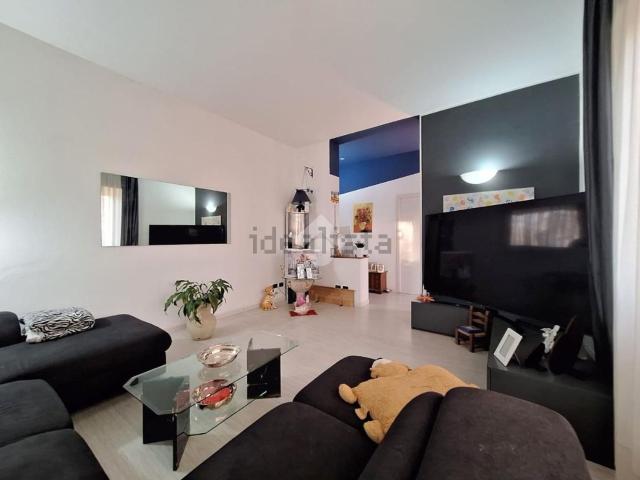 Appartamento in vendita a Trecallo, Como