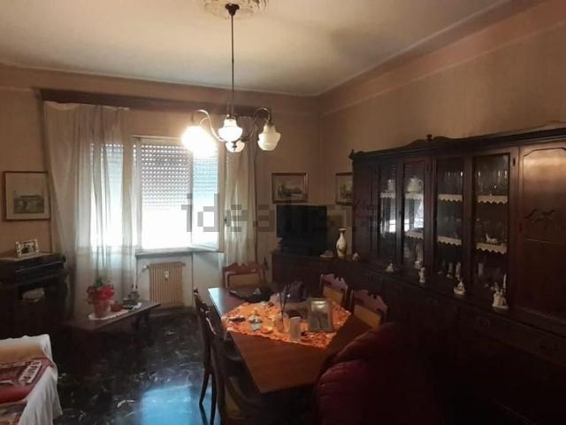 Appartamento in vendita a Marina di Carrara, Carrara