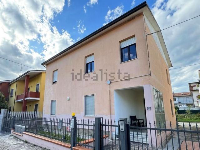 Appartamento in vendita a Marche, Macerata