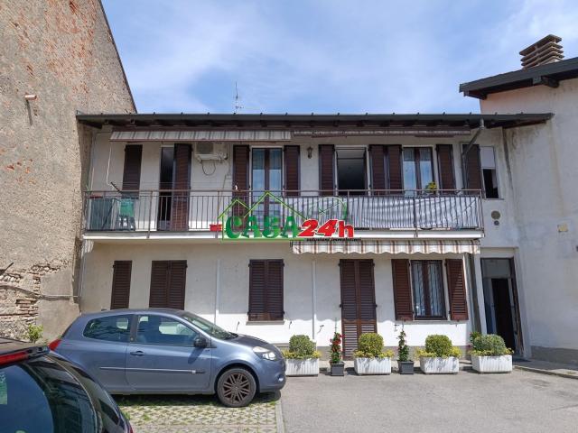 Appartamento in vendita a Rovello Porro, Lombardia