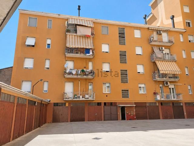 Appartamento in vendita a Gerenzano, Lombardia
