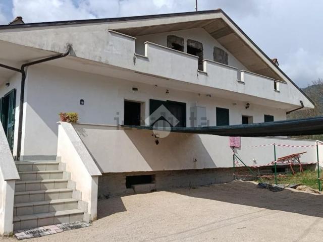 Appartamento in vendita a Intignano, Alatri
