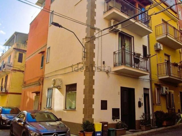 Appartamento in vendita a San Nicola l'Arena, Trabia