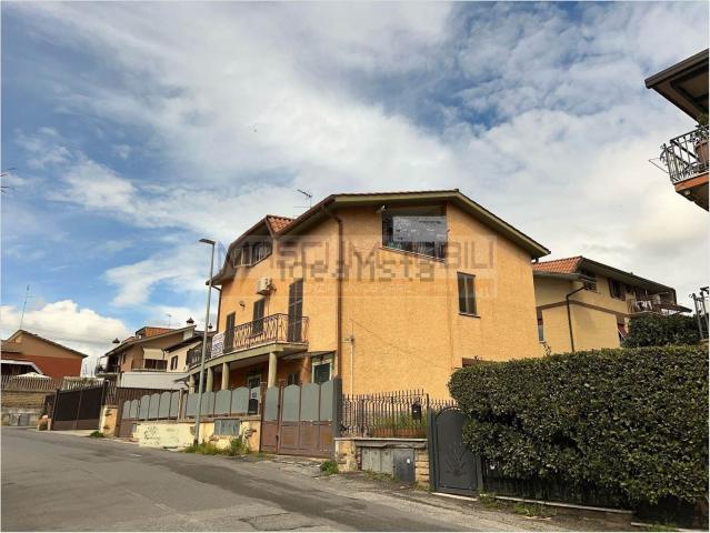 Appartamento in vendita a Roma Capitale, Lazio