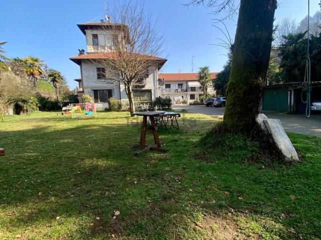 Appartamento in vendita a Golasecca, Varese