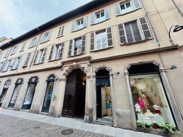 Appartamento in vendita a Como, Sant'Agostino