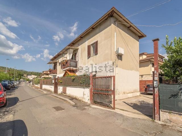 Appartamento in vendita a Guidonia Montecelio, Roma Capitale