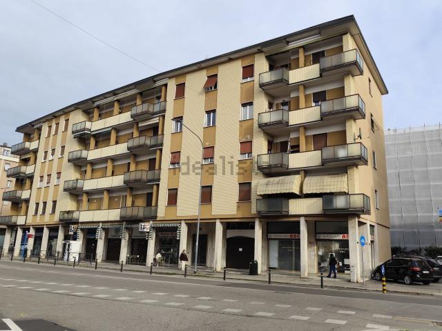 Appartamento in vendita a Zona Sud, Brescia
