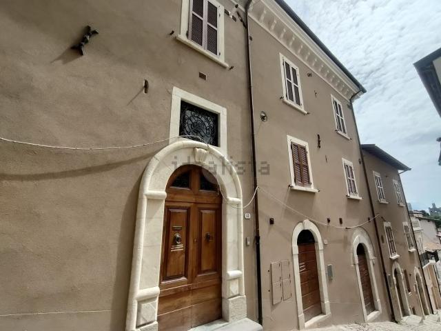 Appartamento in vendita a Torretta, Tornimparte