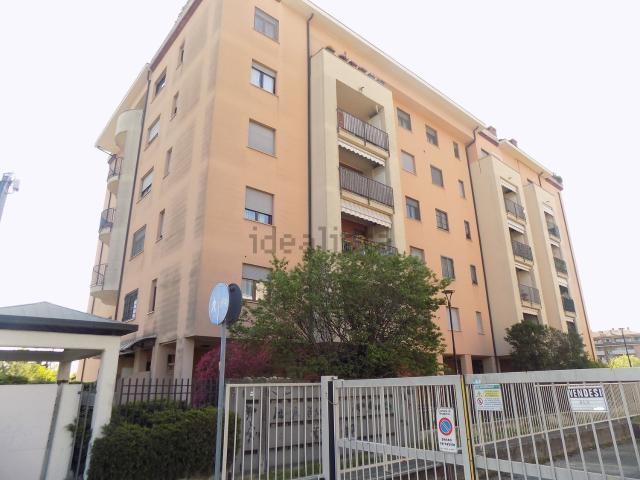 Appartamento in vendita a Brugherio, Lombardia