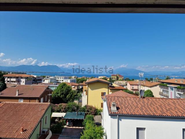 Attico in vendita a Desenzano Del Garda, Lombardia