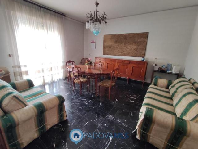 Appartamento in vendita a Padova