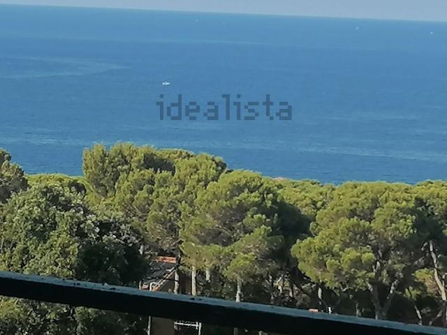 Appartamento in vendita a Quercianella, Livorno