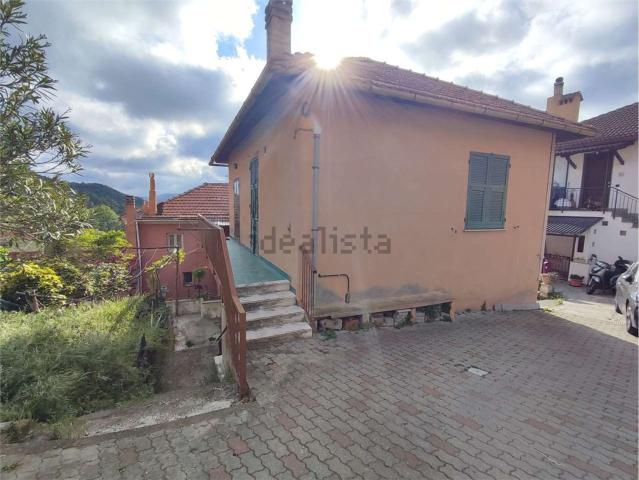 Appartamento in vendita a Celle Ligure, Liguria