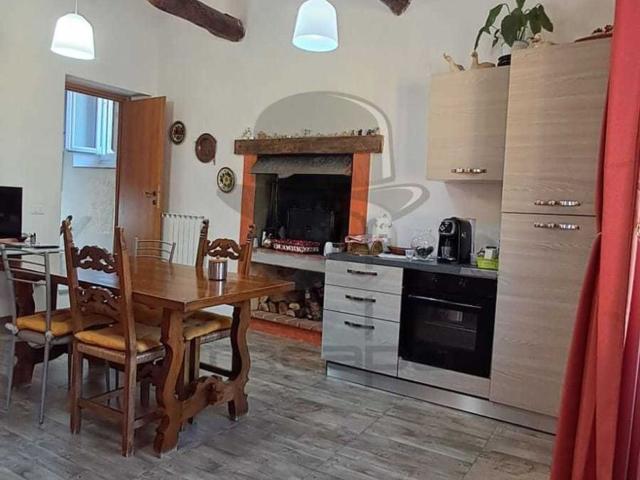 Appartamento in vendita a Fabbrica, Carrara