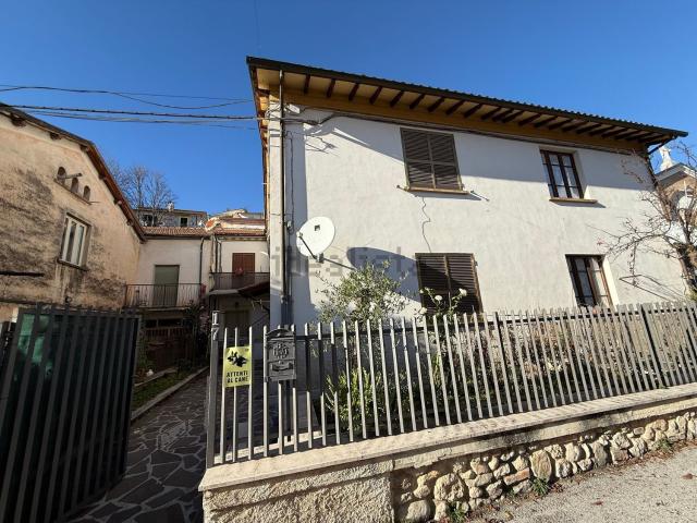 Appartamento in vendita a Petrella Salto, Lazio