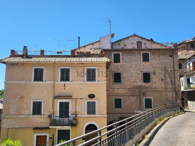 Appartamento in vendita a Fabrica Di Roma, Lazio