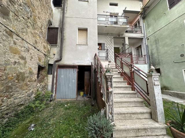 Appartamento in vendita a Poggetto, Gioiella
