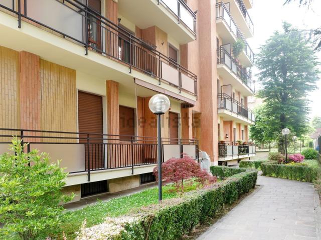Appartamento in vendita a Municipio 6, Milano