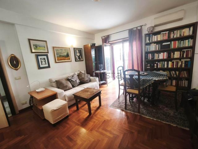 Appartamento in vendita a Pantan Monastero, Roma Capitale