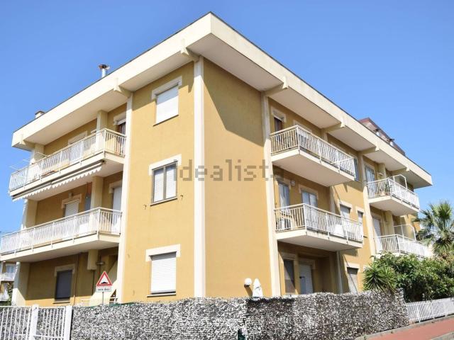 Appartamento in vendita a Diano Calderina, Diano Marina