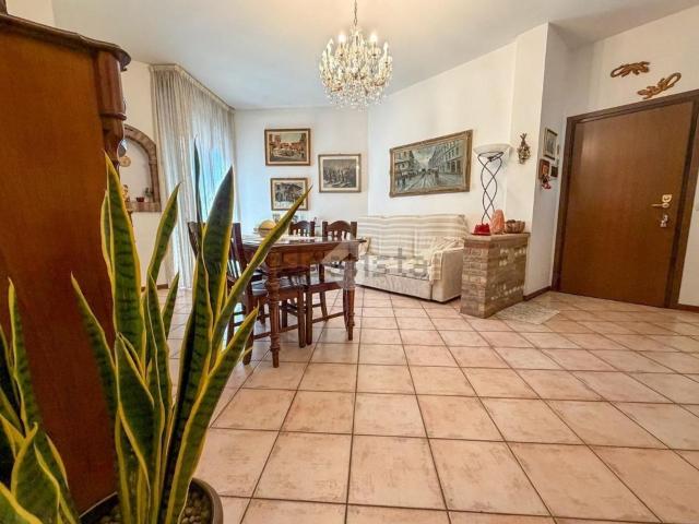 Appartamento in vendita a Manerbio, Lombardia
