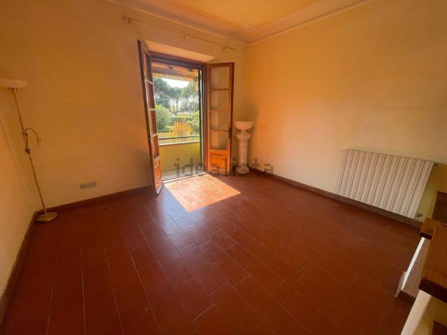 Appartamento in vendita a Roma Imperiale, Forte Dei Marmi