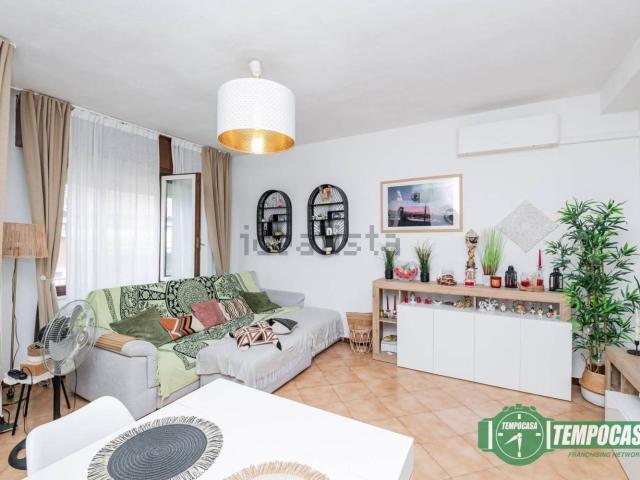 Appartamento in vendita a Melegnano, Lombardia
