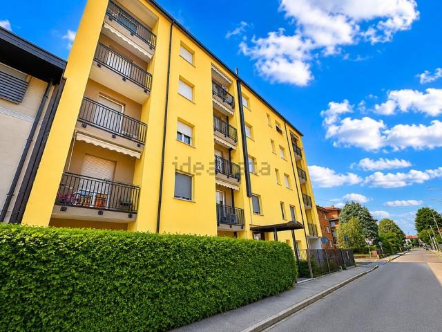 Appartamento in vendita a Concorezzo, Lombardia