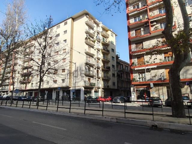 Appartamento in vendita a Municipio 2, Puglia