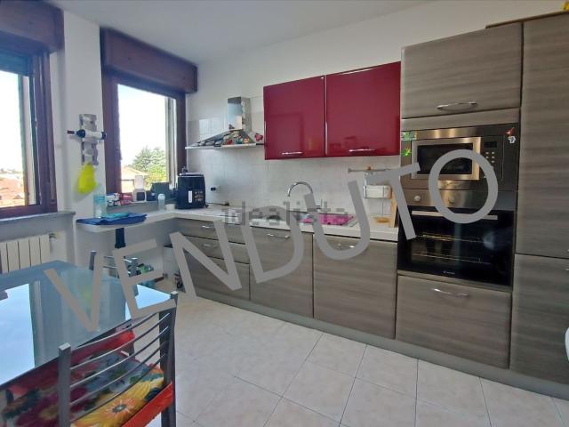 Appartamento in vendita a Arnate, Gallarate