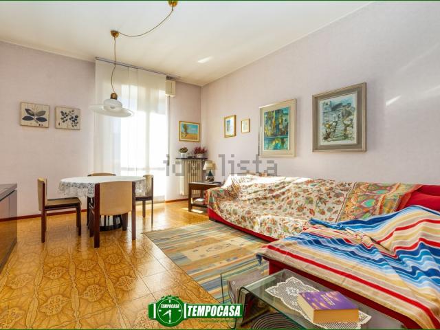 Appartamento in vendita a Burago Di Molgora, Lombardia