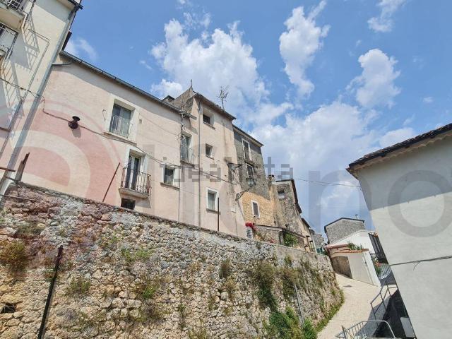 Appartamento in vendita a Alvito, Lazio