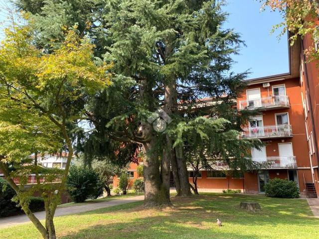 Appartamento in vendita a Robbiate, Lecco
